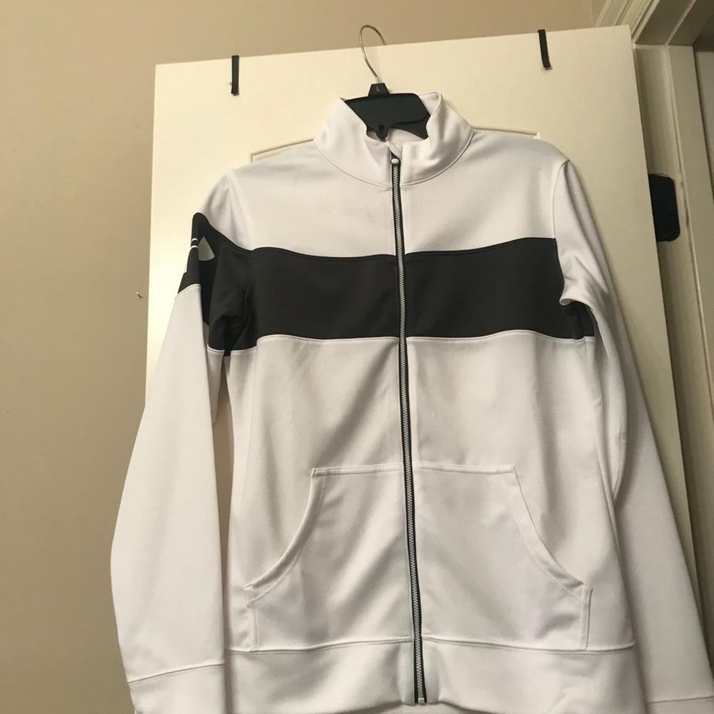 Women’s under Armour jacket